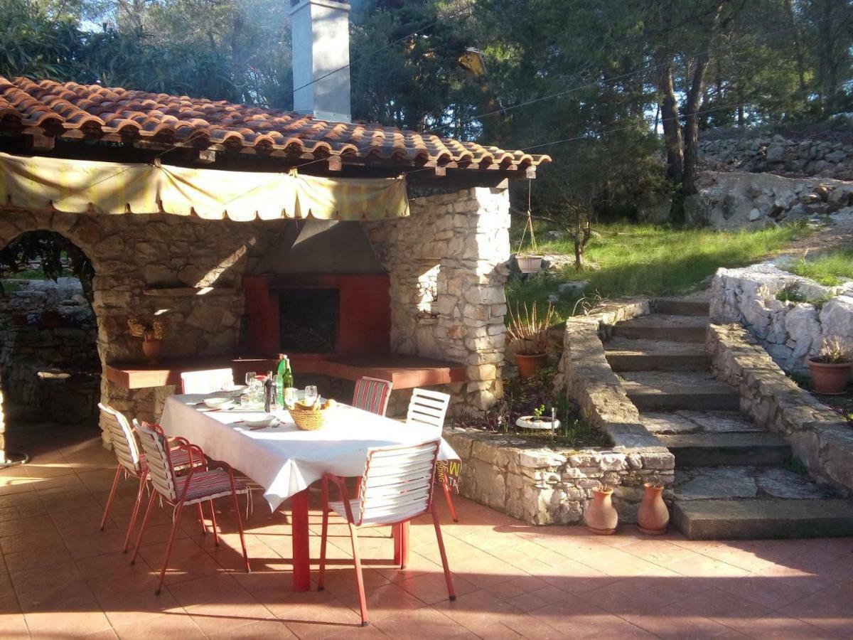Juka House Villa Milna  Exterior foto